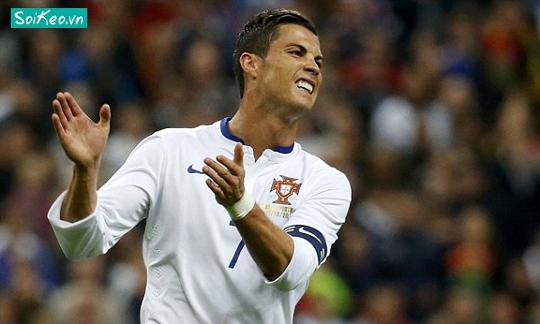 Là Ronaldo chứ không phải Benzema