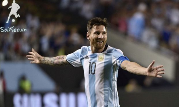 Batistuta mừng vì Messi đồng ý trở lại