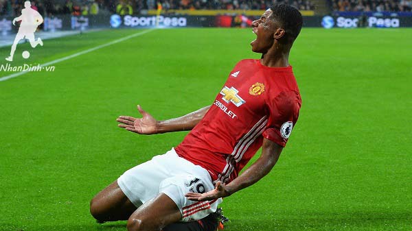 Rashford ấn tượng với cảm xúc của NHM