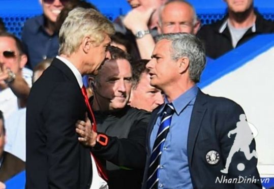 Mourinho threatened to ‘break Wenger’s face’ after Mata jibe