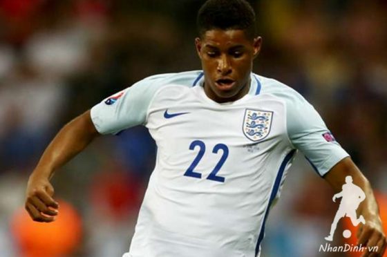 Rashford and Glen Johnson recalled as Southgate names England squad