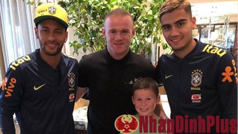 Neymar thăm hỏi Rooney khi tới Mỹ