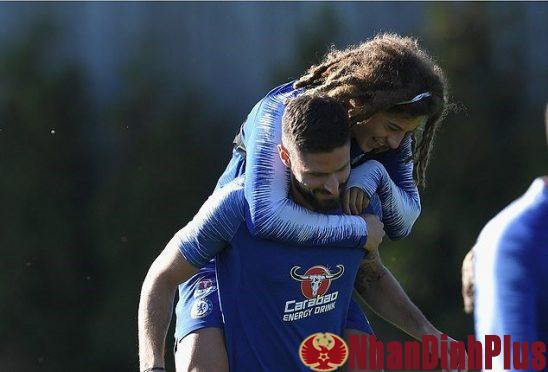 Chiến Liverpool, Sarri trao cơ hội cho ‘Gulitt mới’?